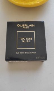 Guerlain Paris two-tone blush