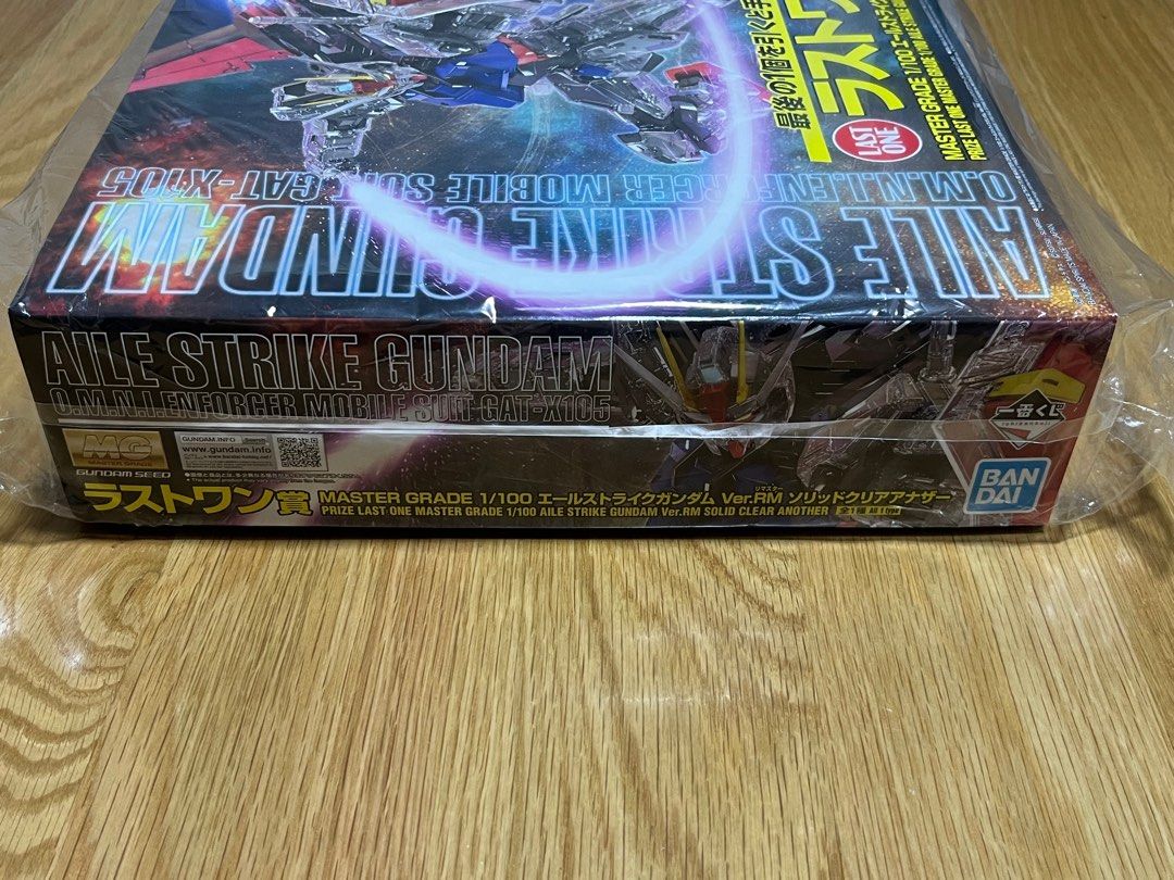 Gundam Kuji MG Master Grade 1/100 Aile Strike Gundam Ver. RM Solid Clear Last One Prize Gunpla Gundam Seed (Category: Gundam Model Kits) located in Singapore. Submitted by shockstar (Listing ID 1277181234, Image 3). Description: Japanese stock, MISB, totally brand new and unopened!! 100% authentic Will be listing 2023 Winter Comiket items soon! No trade. No nego. Item is available now Check out my other listings for Marvel, One Piece, Dragon Ball