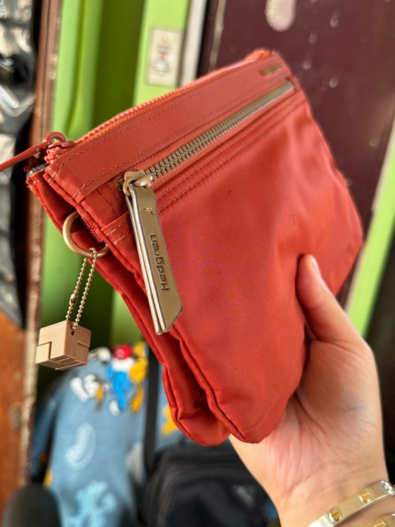 Hedgren inner city emma, Women's Fashion, Bags & Wallets, Shoulder Bags ...