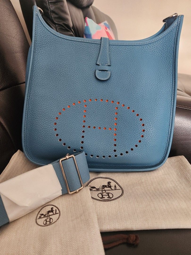 Evelyne pm online size