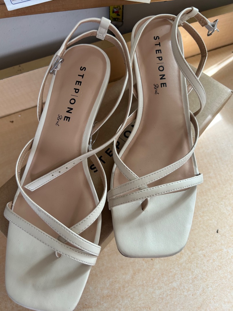 High Heels Cream color, Women's Fashion, Footwear, Heels on Carousell