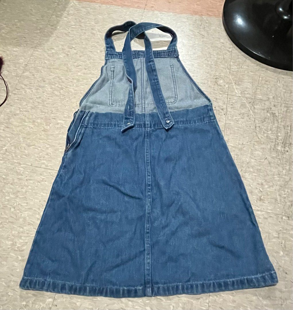 H&M denim overall jumper dress pocket with floral emroidery (teens),  Women's Fashion, Dresses & Sets, Dresses on Carousell