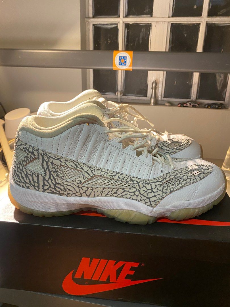 Jordan 11 ie cobalt hot sale