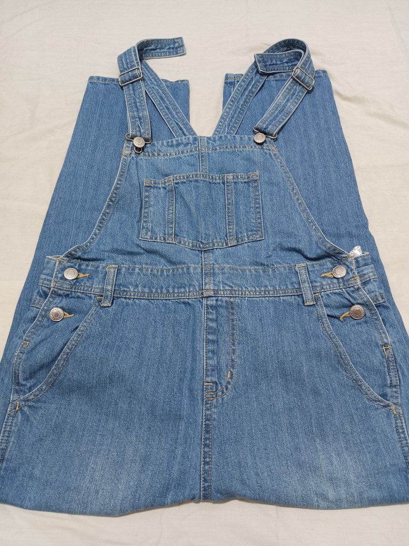 Jumper / Overalls, Women's Fashion, Dresses & Sets, Jumpsuits on Carousell