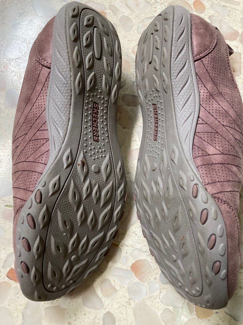 Size 9 womens skechers hotsell