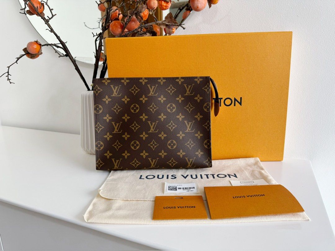 Louis vuitton toiletry best sale pouch 26 crossbody