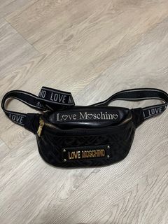 Love moschino bags hot sale singapore