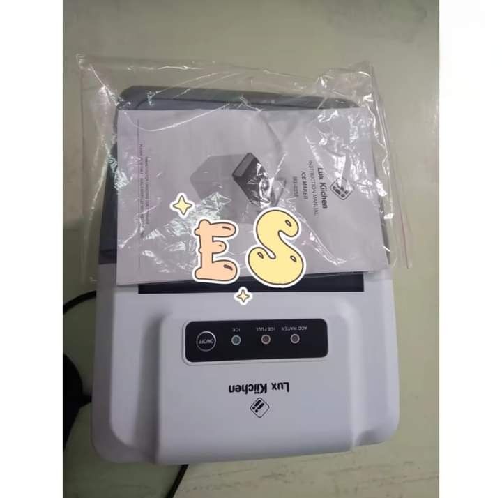 Lux Kiichen Portable Ice Maker Machine (Category: Refrigerators and Freezers) located in Manila. Submitted by saguittarian06 (Listing ID 1277267904, Image 2). Description: .