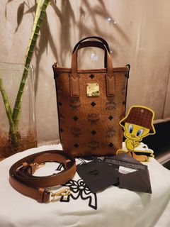 Mcm crossbody bag hot sale singapore