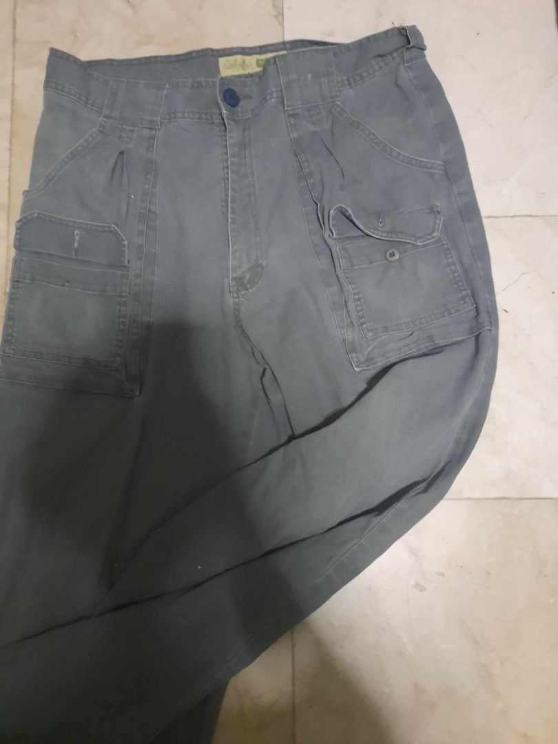 MENS CARGO JEANS, Women's Fashion, Bottoms, Jeans on Carousell