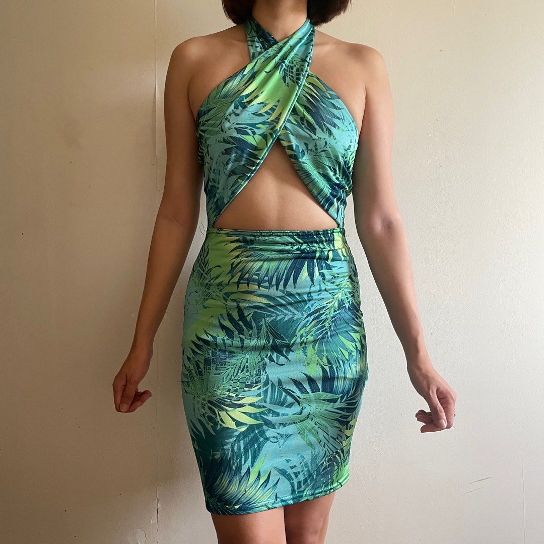 Missguided beach dress shop