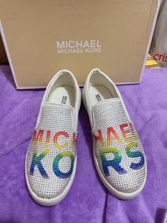(Category: ) located in . Submitted by classychic_collection (Listing ID 1277271415, Image 1). Description: .