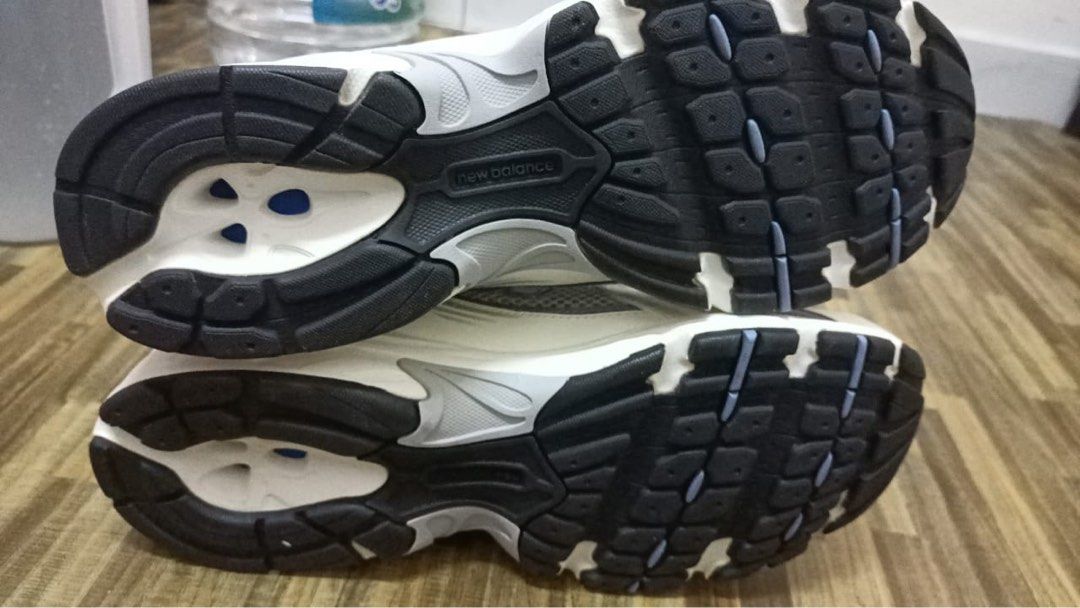 New Balance 530 Men s Fashion Footwear Sneakers on Carousell