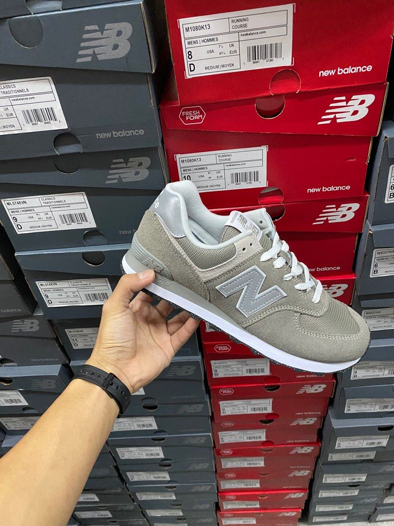 New balance deals watch uk
