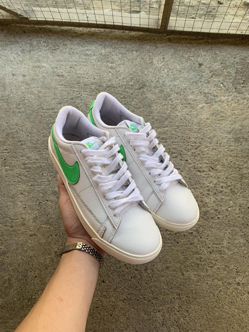 vintage blazer shoes