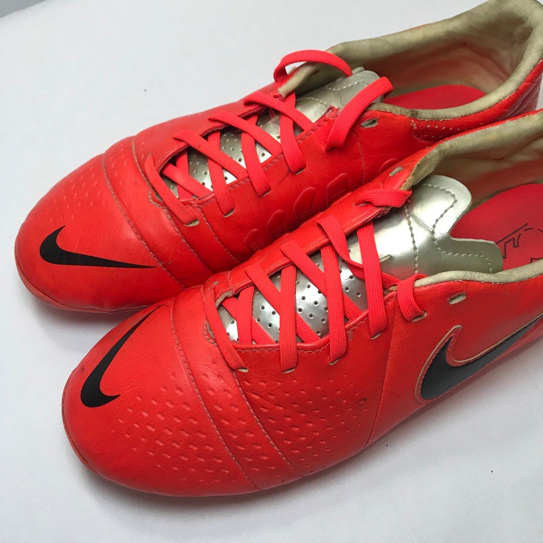 Nike ctr football discount boots