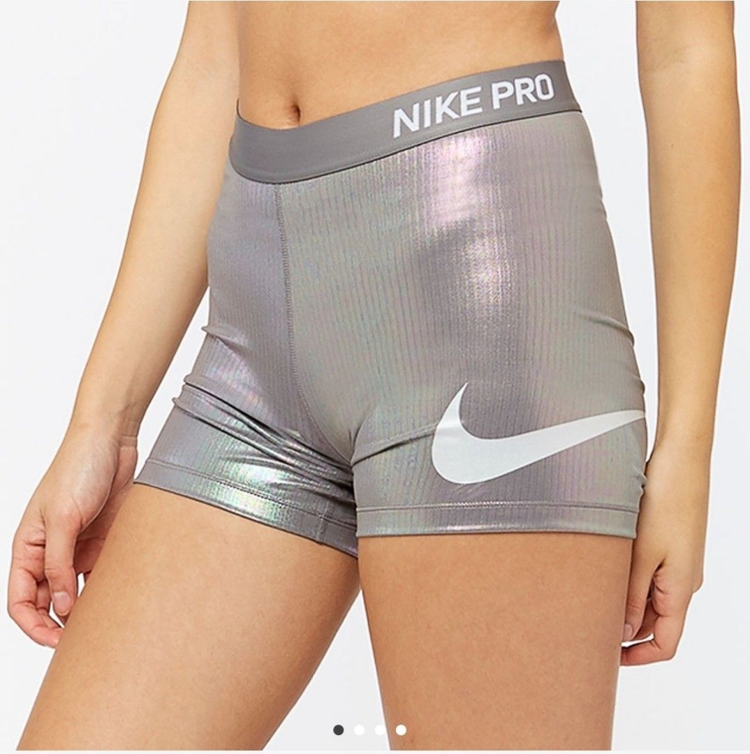 Nike Pro Short - Women's 