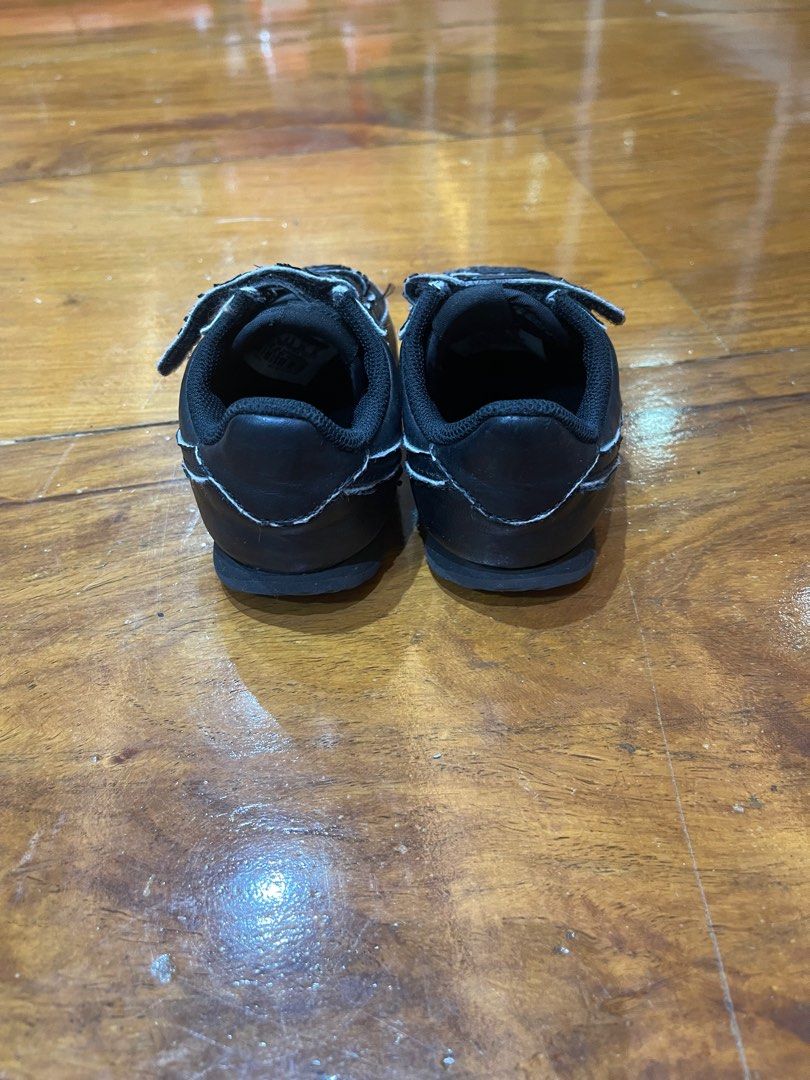 Nike rubber shoes (Category: Babies & Kids Fashion) located in San Juan City. Submitted by apl_d (Listing ID 1277204644, Image 3). Description: .