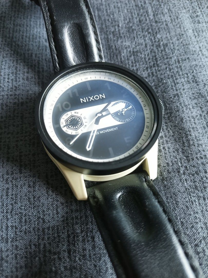 Nixon safari deluxe leather store