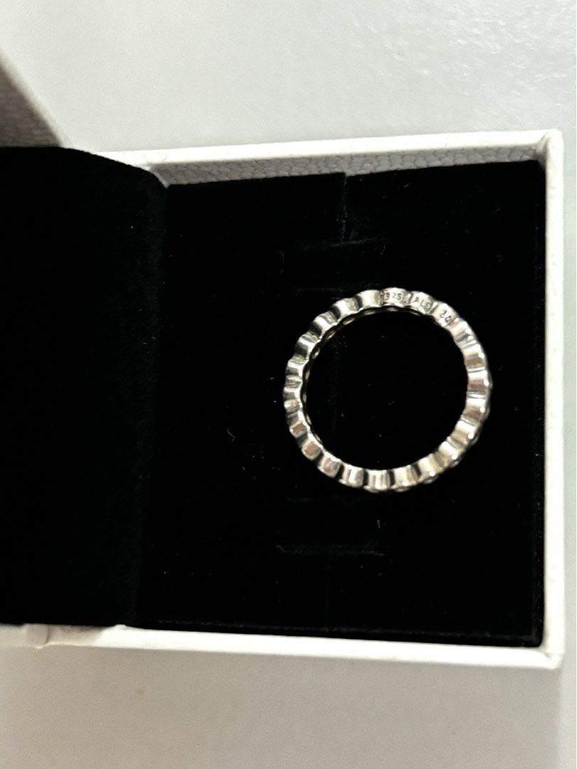 Alluring brilliant outlet ring pandora