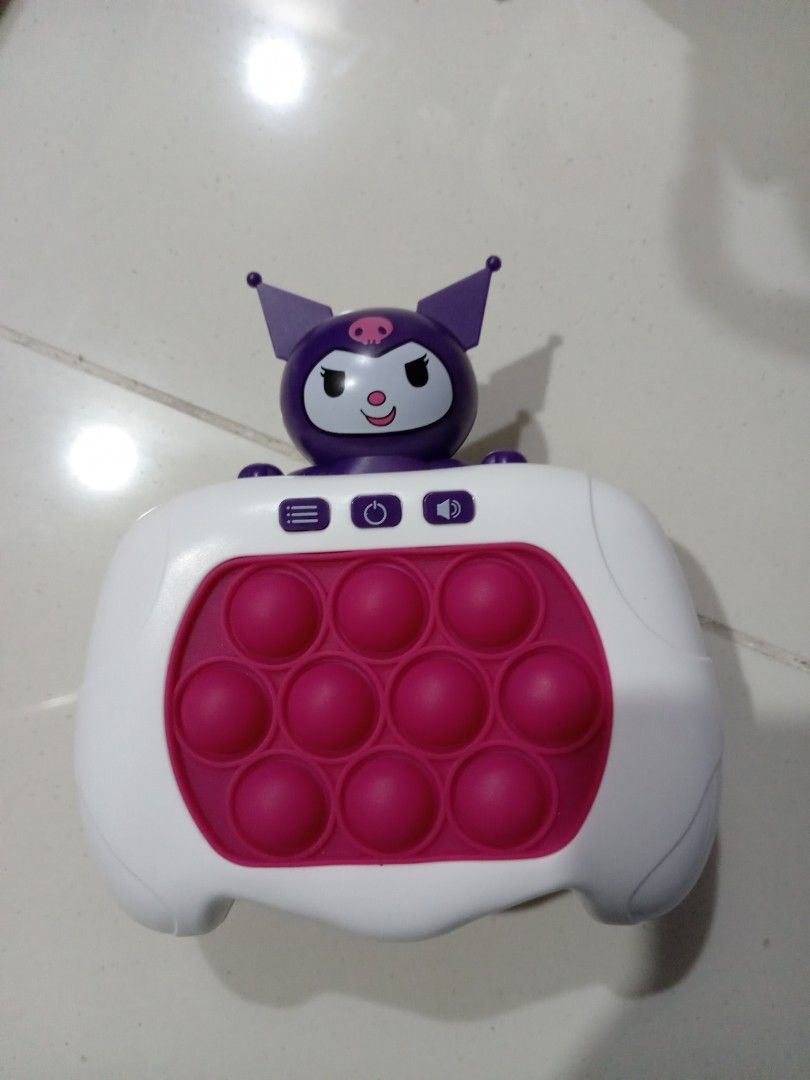 Pop it game (Category: Board Games & Puzzles) located in Singapore. Submitted by fr3yaliketocrochet (Listing ID 1277261720, Image 1). Description: Buy please.
