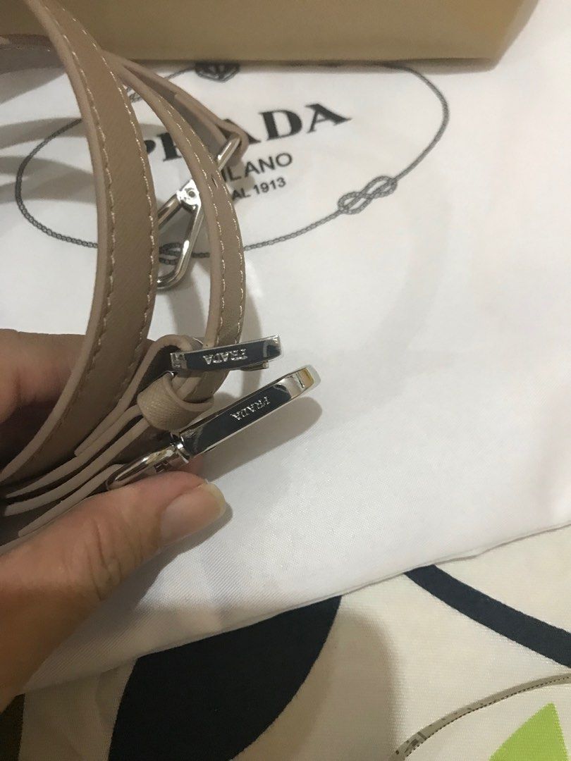 Prada re edition (Category: Luxury Bags & Wallets) located in Taguig. Submitted by dean_cute25 (Listing ID 1277264897, Image 2). Description: Korea source Lampo zipper All hardware engraved with prada.