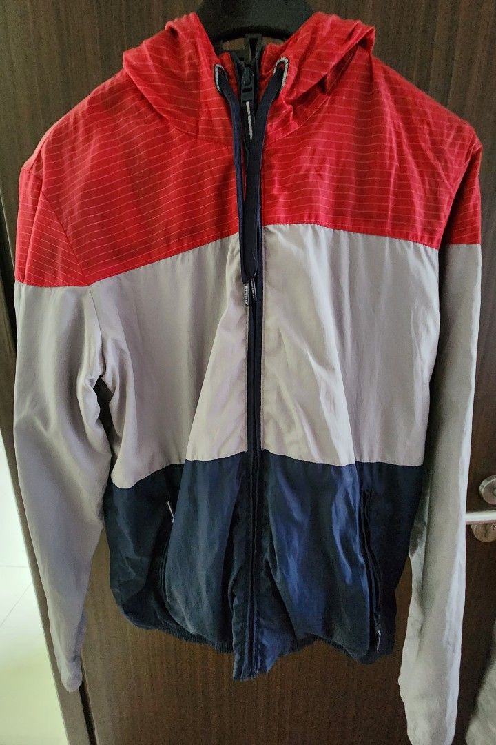 Pull&bear windbreaker sale