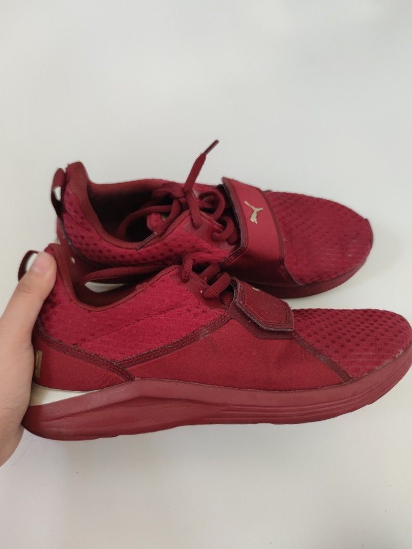 Ladies red 2024 puma trainers