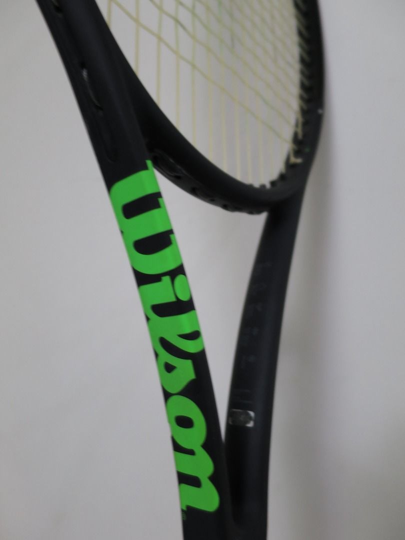 【限定カラー】Wilson Blade 98 CV Black V6.5 Amazon.com : Wilson Blade 98 16x19 v8 Noir Tennis Racquet
