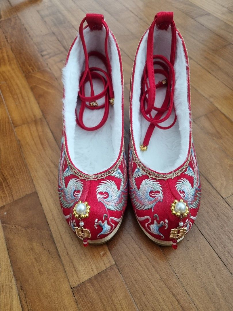 Red wedding shop shoes wedges