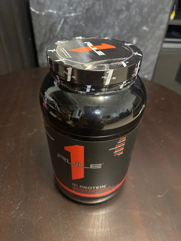 Rule 1 whey protein isolate (chocolate fudge flavour), Health ...