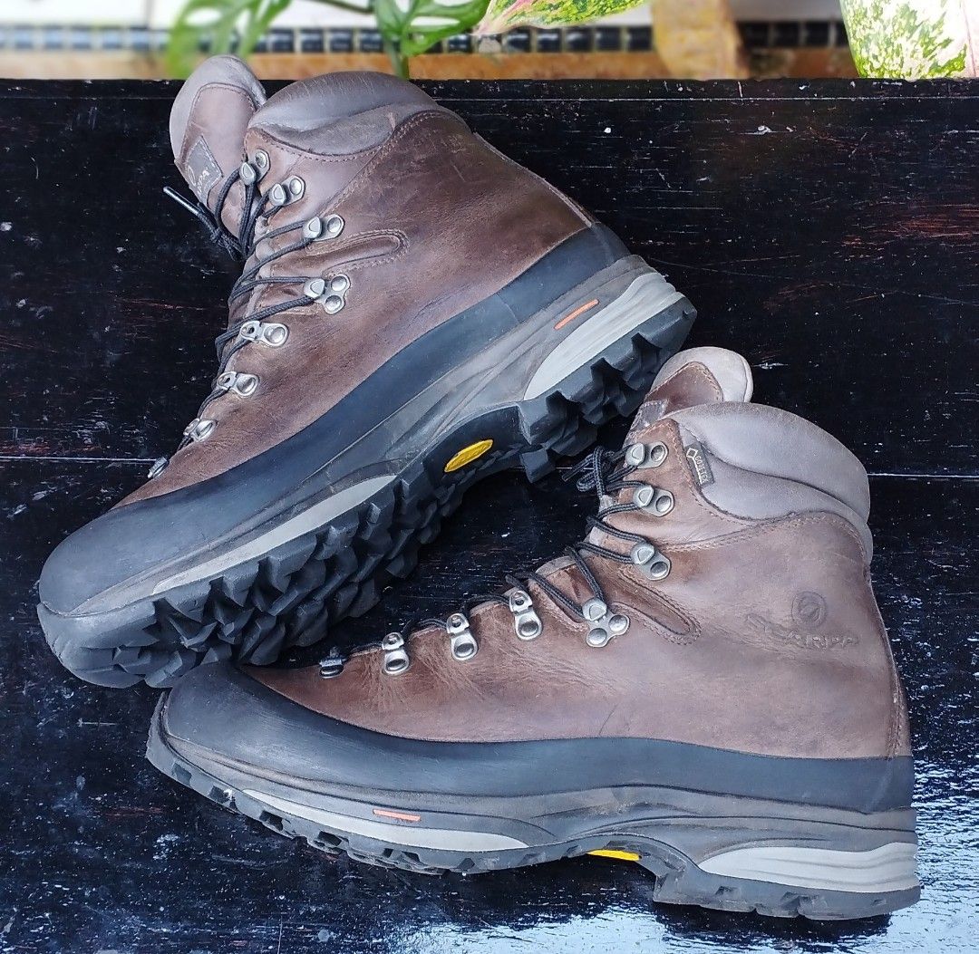 Scarpa size 43 5 insole 27 5 cm sepatu gunung sepatu outdoor sepatu hiking sepatu treking sepatu lapangan