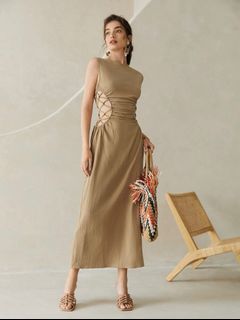 SHEIN Plus Lace Panel Crisscross Back Split Thigh Dress