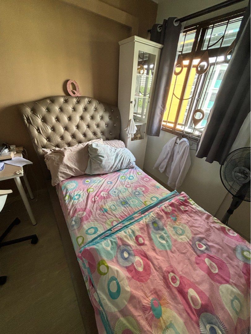Singer sales bed frame