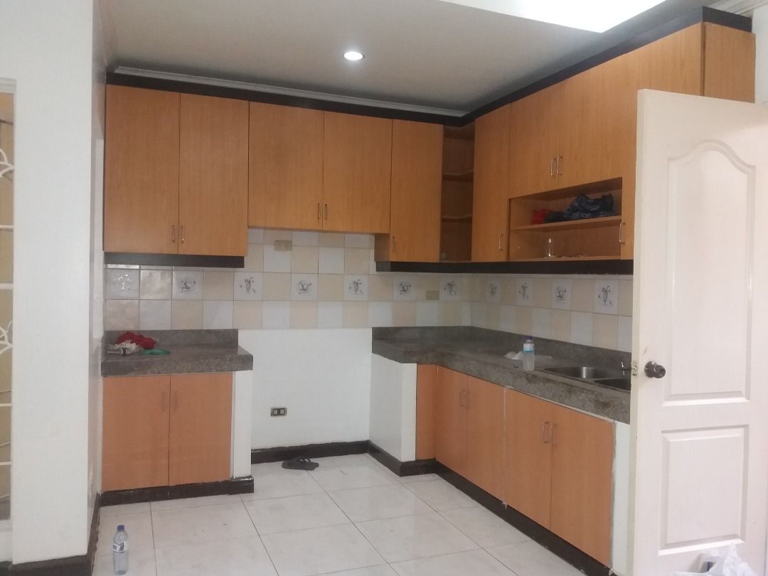 Tandang Sora townhouse at Dona Faustina I, Property, Rentals, Townhouse