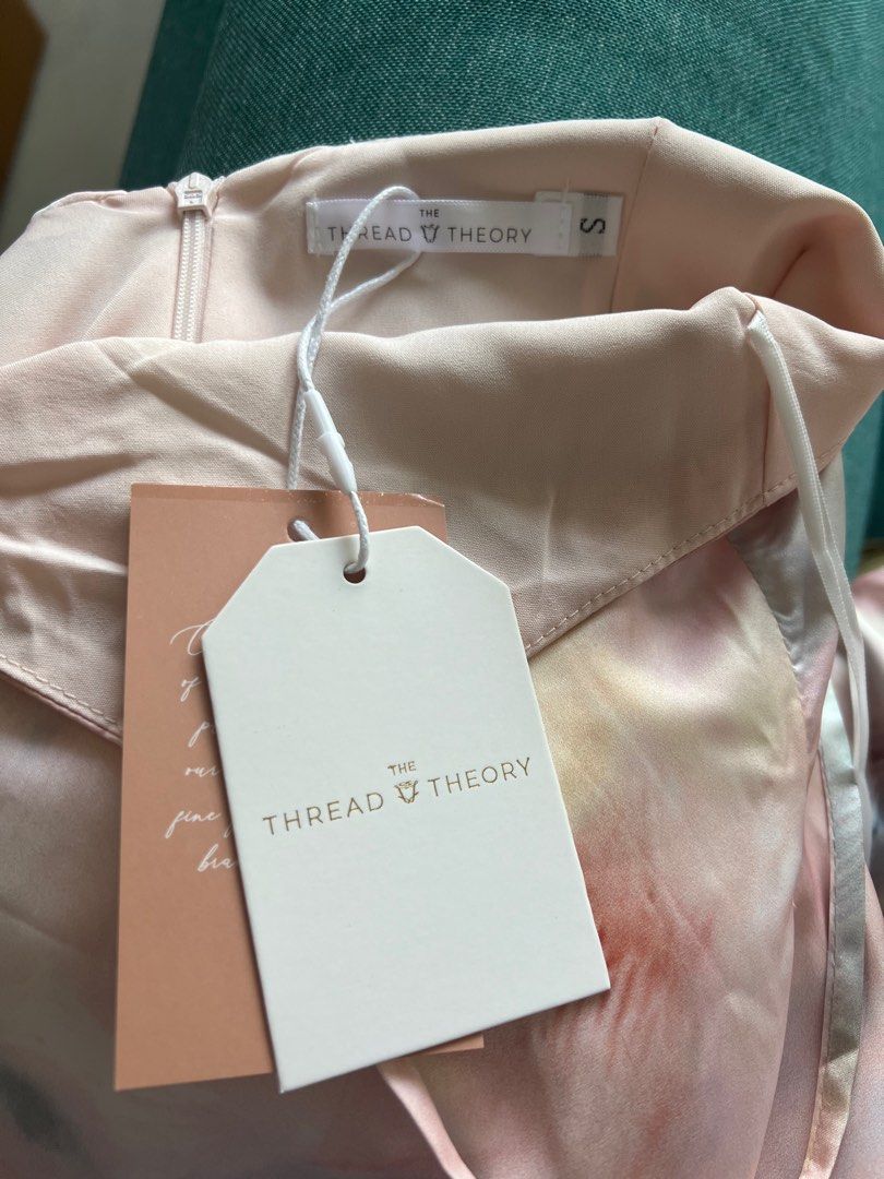 BN The thread theory FINDING PERFECT EMBROIDERED DRESS (PINK