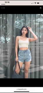 (Category: ) located in . Submitted by celine_wardrobe (Listing ID 1277250706, Image 1). Description: .
