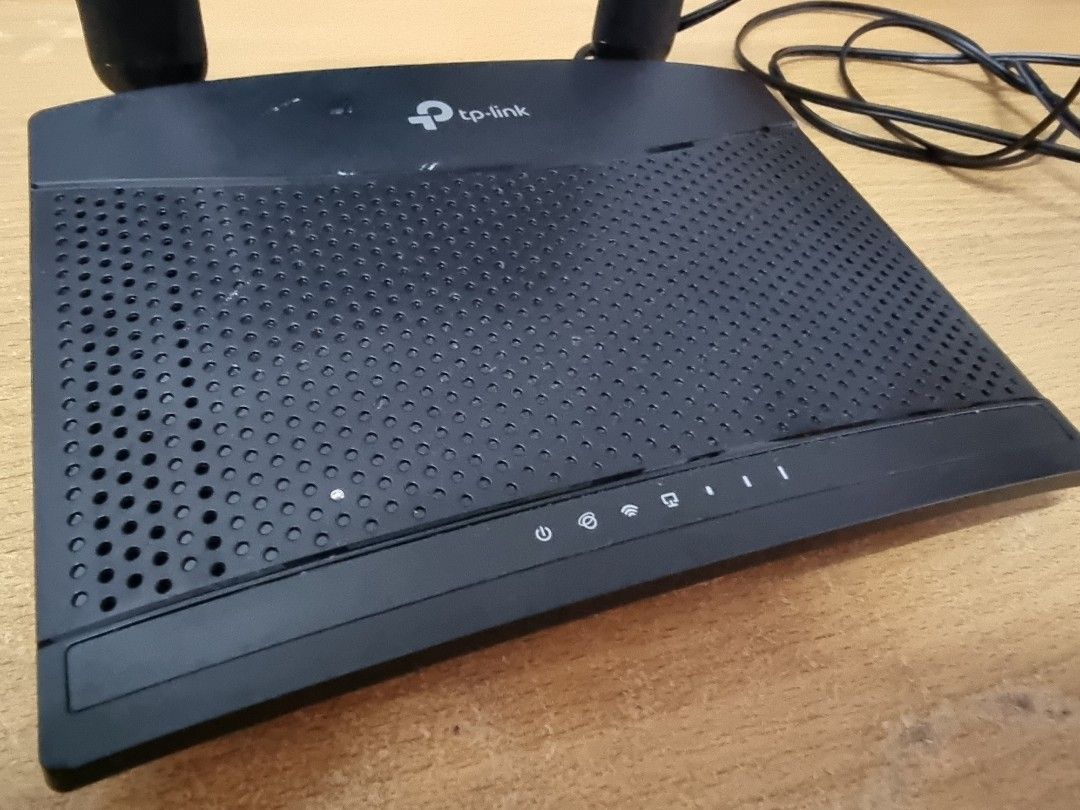 TP-Link 4G LTE Wi-Fi Router Archer TL-MR100 Local Unit supports Digi ...