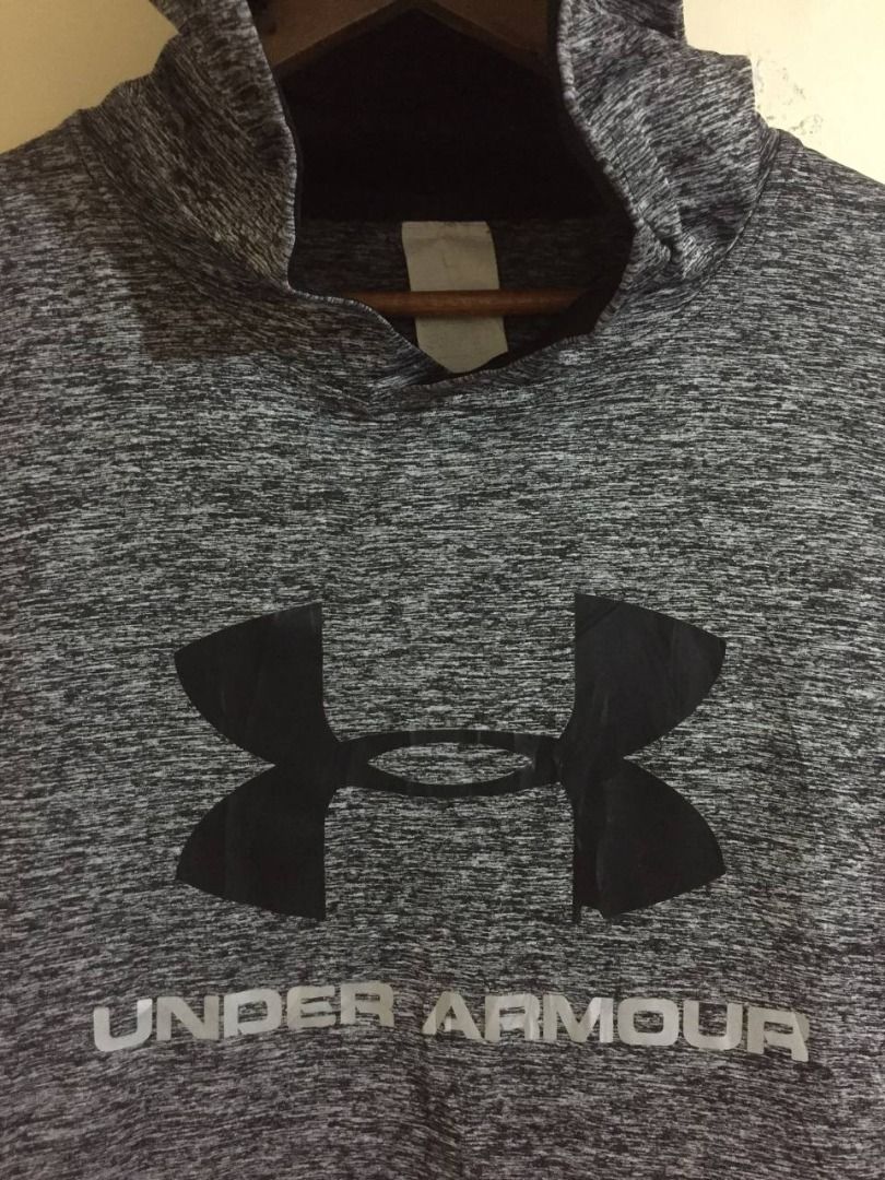 under armour hoodie Men s Fashion Activewear on Carousell