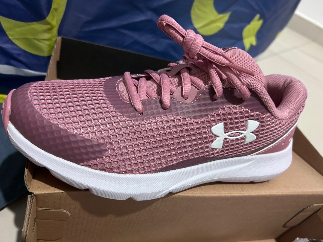 Red womens running shoes discount