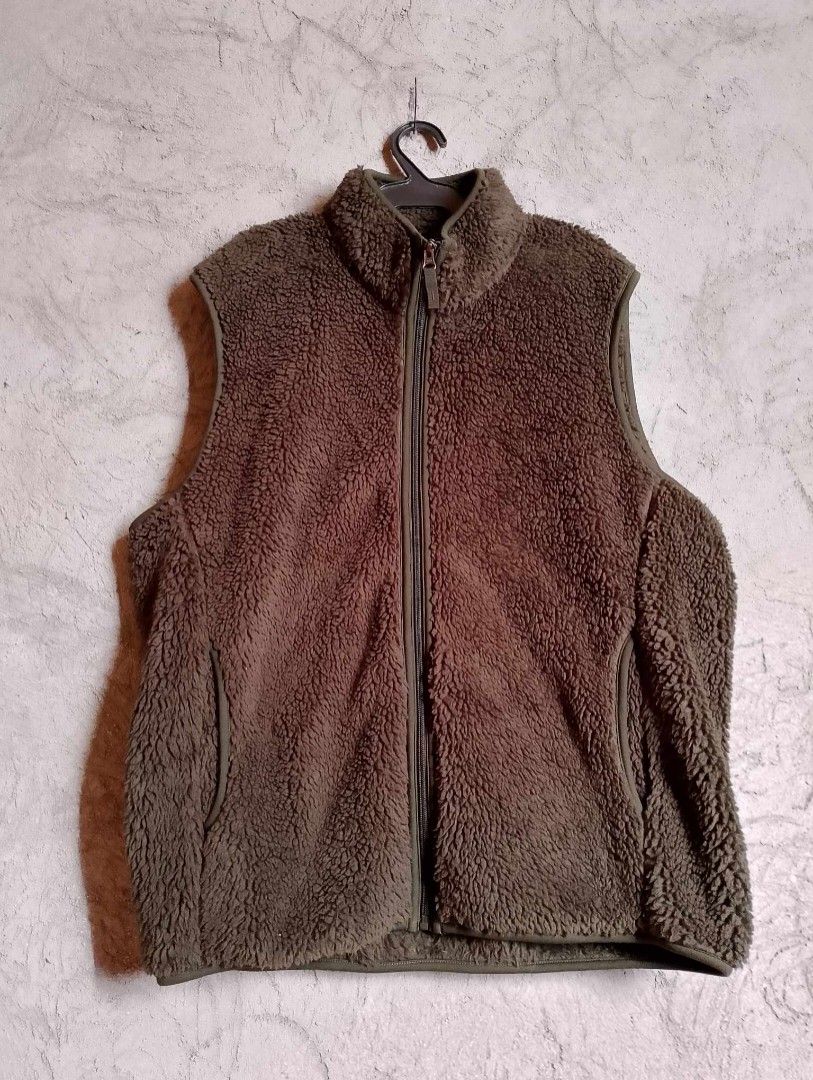 PILE LINED FLEECE VEST