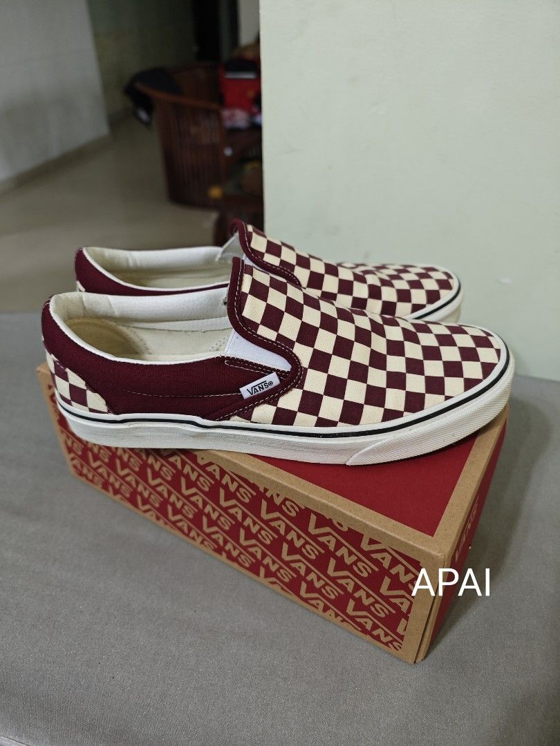 Vans sales checkerboard maroon