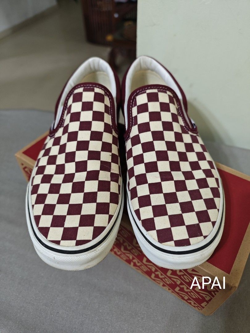 Vans sales checkerboard maroon