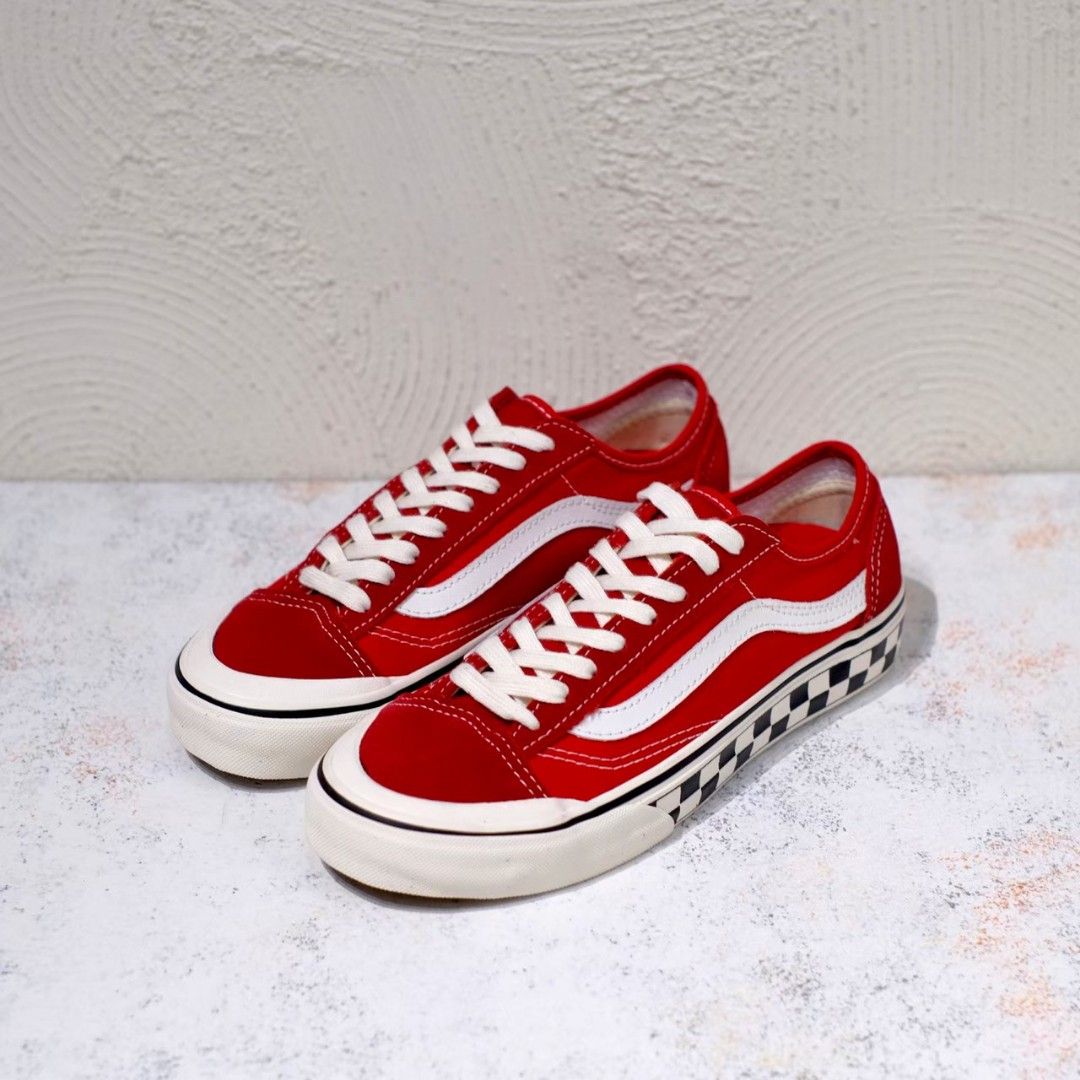 Vans style 36 deals decon sf red