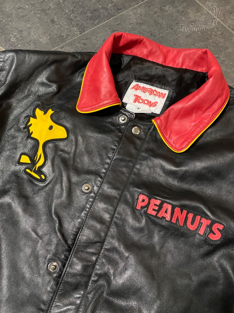 VINTAGE 90s SNOOPY DOGG PEANUTS LEATHER CARTOON COMIC, Men's Fashion