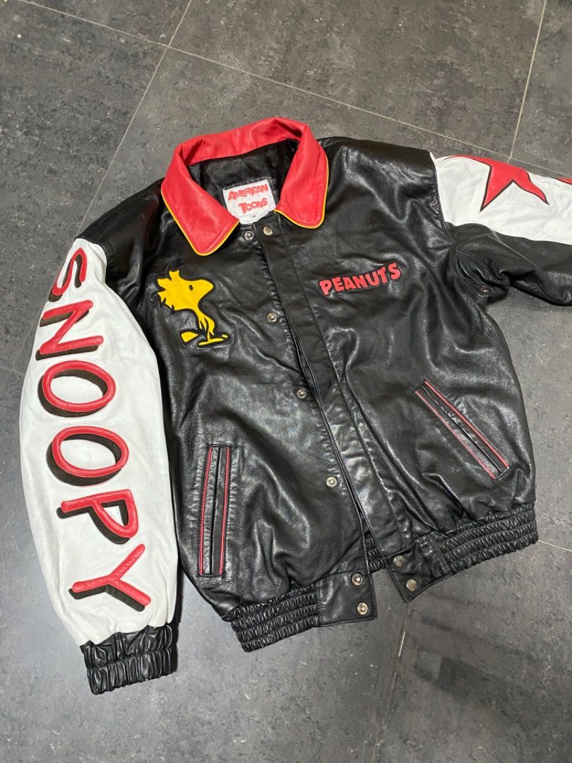 VINTAGE 90s SNOOPY DOGG PEANUTS LEATHER CARTOON COMIC, Men's Fashion