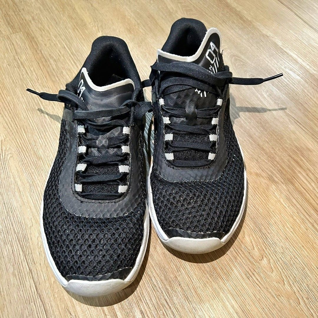 Women s Under Armour TriBase Reign 4 Training Shoes US 9 UK6.5 EU