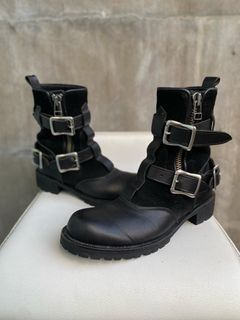 Ys Yohji Yamamoto Belt Buckled Leather Boots