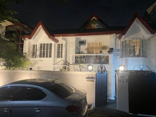 3 Door Apartment for Sale in quaint area of RO Santos Mandaluyong!