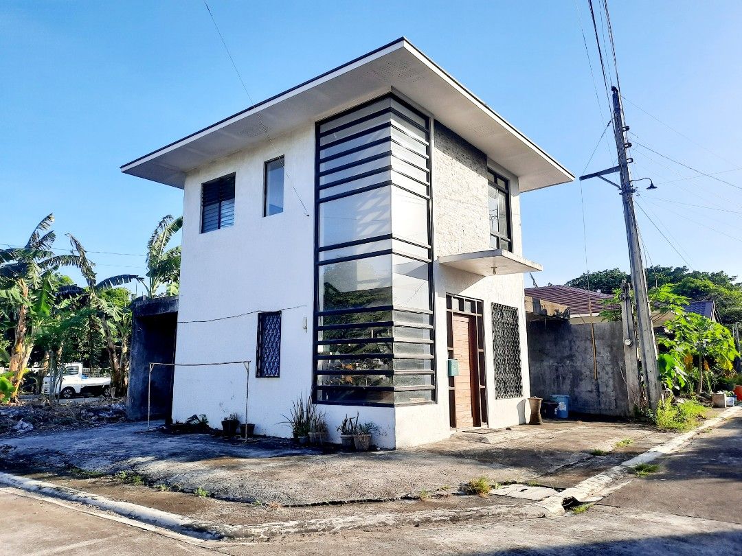 3Bedroom 2Storey House, 107 sqm Lot and 80 sqm Floor, Barangay Tangub, Bacolod City, Negros